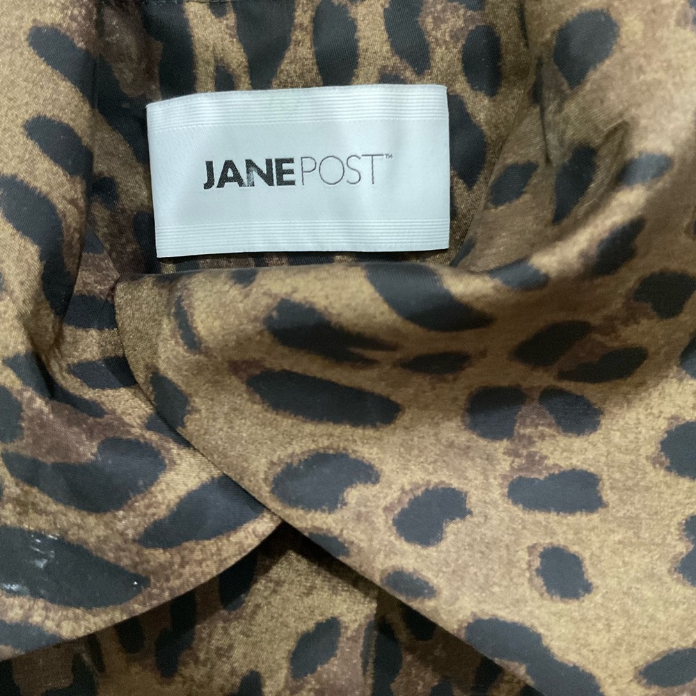 Jane post leopard raincoat size m